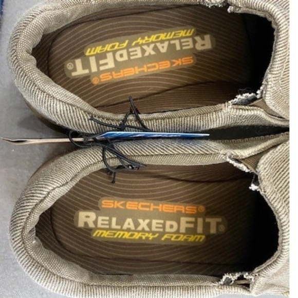 Skechers‎ Men\'s 9 Slip Ons Khaki Relaxed Fit Comfort Foam Canvas NWT main image 8